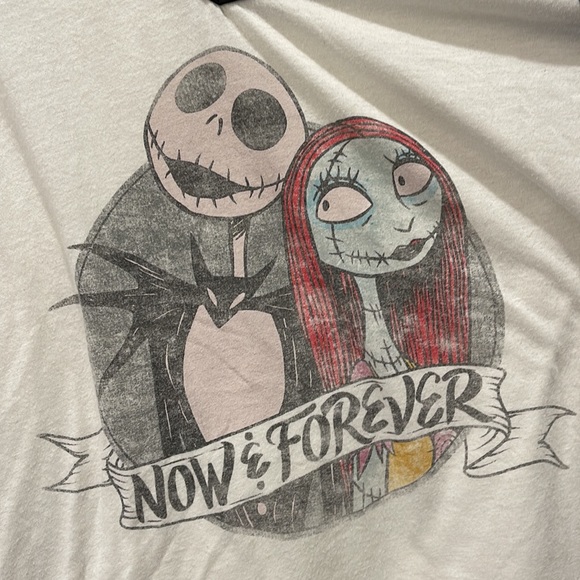 Nightmare Before Christmas T-shirt sz L - Picture 2 of 5